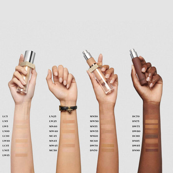 PRADA REVEAL SKIN OPTIMIZING FOUNDATION